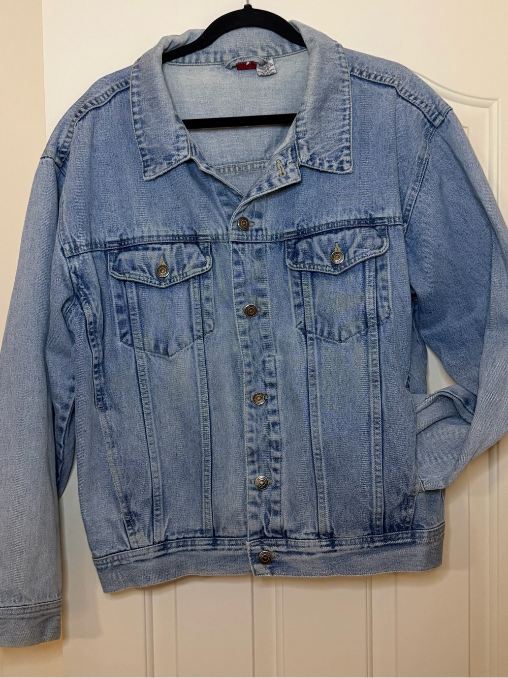 Vintage 90s Marlboro Light Wash Denim Jacket Large